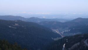 Dieses Bild zeigt eine Webcam-Aufnahme vom Achertal, aufgenommen am Donnerstag, den 05.03.2026 um 06:30 Uhr. Die Temperatur betrug 5.4°C.