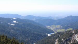 Dieses Bild zeigt eine Webcam-Aufnahme vom Achertal, aufgenommen am Donnerstag, den 02.04.2026 um 16:20 Uhr. Die Temperatur betrug 6.8°C.