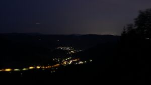 Dieses Bild zeigt eine Webcam-Aufnahme vom Achertal, aufgenommen am Dienstag, den 14.07.2026 um 22:50 Uhr. Die Temperatur betrug 23.1°C.