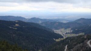 Dieses Bild zeigt eine Webcam-Aufnahme vom Achertal, aufgenommen am Montag, den 23.02.2026 um 17:20 Uhr. Die Temperatur betrug 4.3°C.