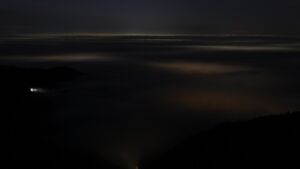 Dieses Bild zeigt eine Webcam-Aufnahme vom Achertal, aufgenommen am Montag, den 22.12.2025 um 18:20 Uhr. Die Temperatur betrug 7.5°C.