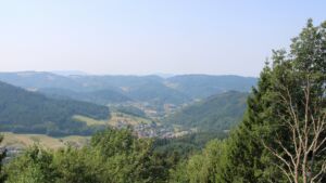 Dieses Bild zeigt eine Webcam-Aufnahme vom Achertal, aufgenommen am Donnerstag, den 30.07.2026 um 11:40 Uhr. Die Temperatur betrug 33.5°C.