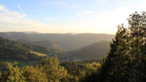 Dieses Bild zeigt eine Webcam-Aufnahme vom Achertal, aufgenommen am Mittwoch, den 23.09.2026 um 18:50 Uhr. Die Temperatur betrug 20.4°C.