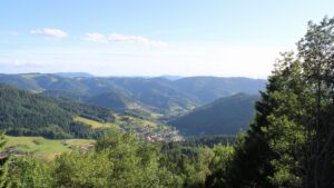 Dieses Bild zeigt eine Webcam-Aufnahme vom Achertal, aufgenommen am Samstag, den 13.06.2026 um 19:10 Uhr. Die Temperatur betrug 25.5°C.