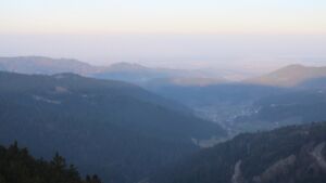 Dieses Bild zeigt eine Webcam-Aufnahme vom Achertal, aufgenommen am Mittwoch, den 04.03.2026 um 07:40 Uhr. Die Temperatur betrug 3.8°C.