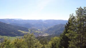 Dieses Bild zeigt eine Webcam-Aufnahme vom Achertal, aufgenommen am Freitag, den 25.09.2026 um 15:30 Uhr. Die Temperatur betrug 22.5°C.