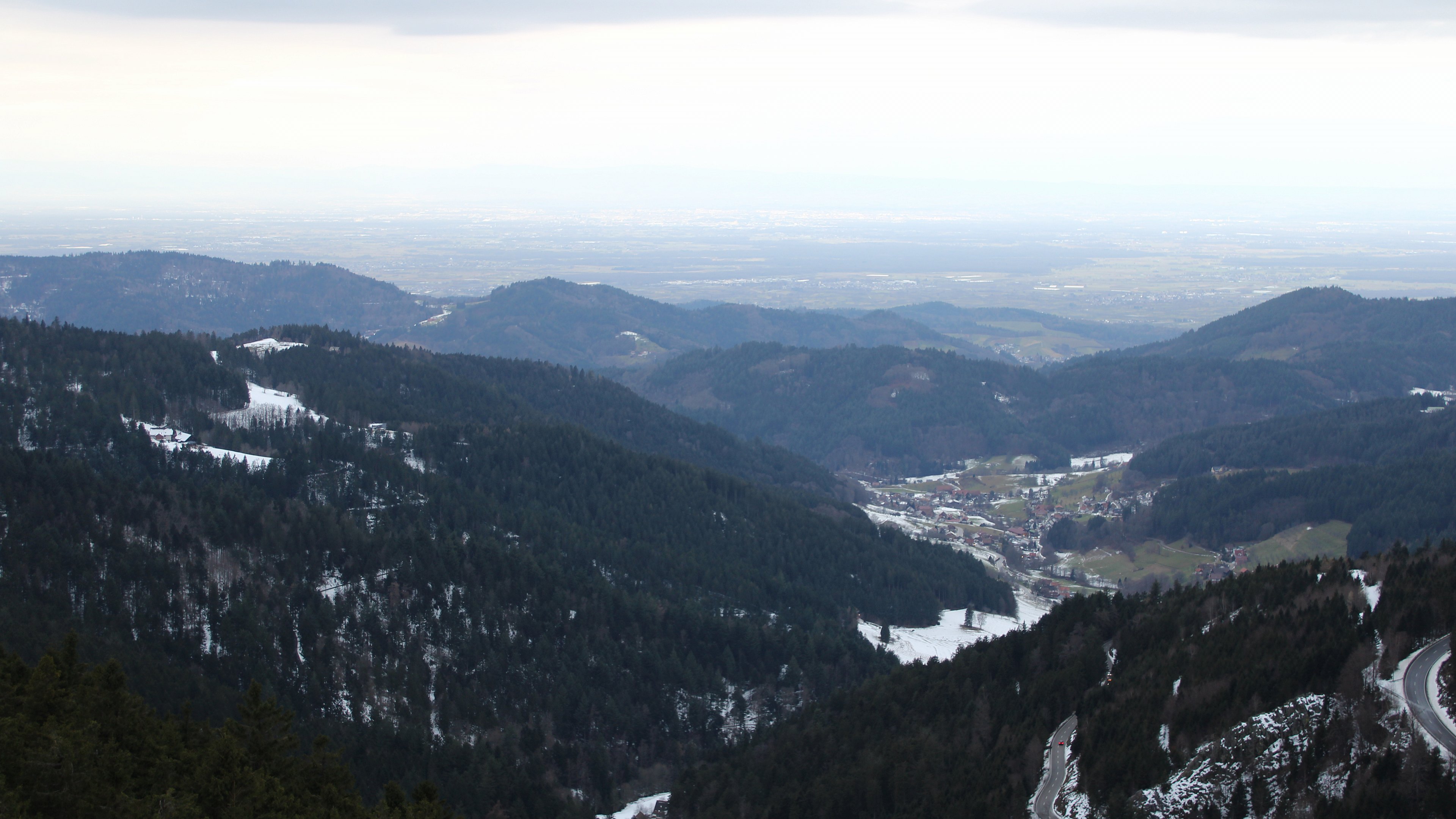 Dieses Bild zeigt eine Webcam-Aufnahme vom Achertal, aufgenommen am Mittwoch, den 14.01.2026 um 09:00 Uhr. Die Temperatur betrug 4.4°C.
