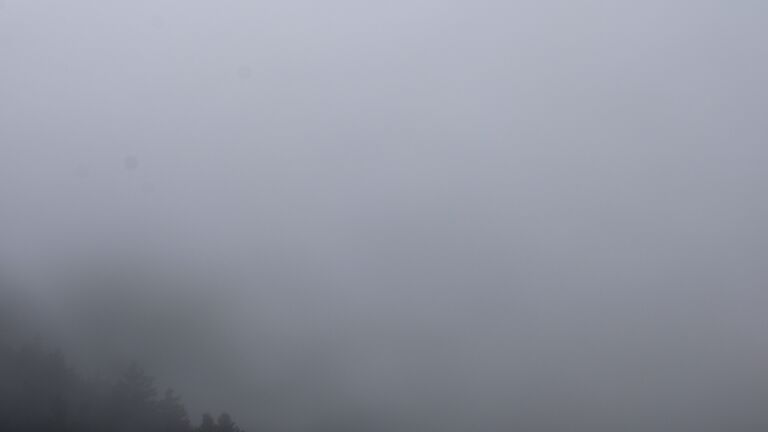 Dieses Bild zeigt eine Webcam-Aufnahme vom Achertal, aufgenommen am Sonntag, den 26.10.2025 um 15:10 Uhr. Die Temperatur betrug 1.2°C.