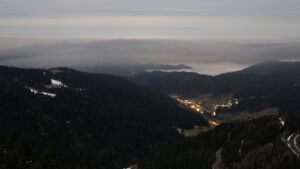 Dieses Bild zeigt eine Webcam-Aufnahme vom Achertal, aufgenommen am Samstag, den 31.01.2026 um 23:30 Uhr. Die Temperatur betrug 3.6°C.