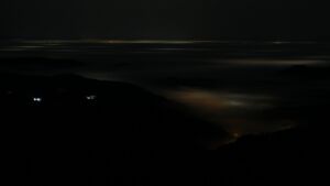 Dieses Bild zeigt eine Webcam-Aufnahme vom Achertal, aufgenommen am Dienstag, den 20.01.2026 um 01:20 Uhr. Die Temperatur betrug 7.9°C.