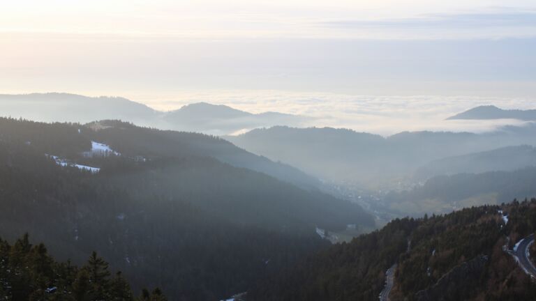 Dieses Bild zeigt eine Webcam-Aufnahme vom Achertal, aufgenommen am Samstag, den 31.01.2026 um 16:40 Uhr. Die Temperatur betrug 5.2°C.