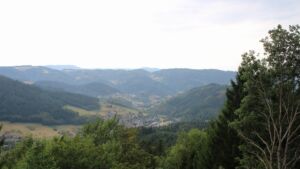 Dieses Bild zeigt eine Webcam-Aufnahme vom Achertal, aufgenommen am Samstag, den 15.08.2026 um 14:30 Uhr. Die Temperatur betrug 24.4°C.