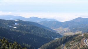 Dieses Bild zeigt eine Webcam-Aufnahme vom Achertal, aufgenommen am Samstag, den 31.01.2026 um 12:50 Uhr. Die Temperatur betrug 7.5°C.