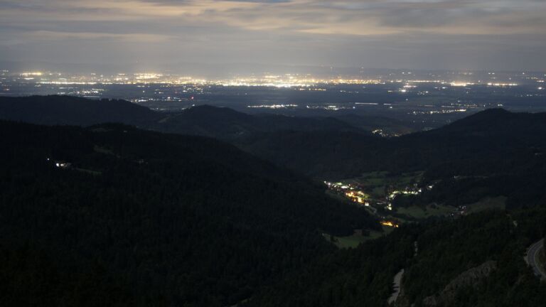 Dieses Bild zeigt eine Webcam-Aufnahme vom Achertal, aufgenommen am Donnerstag, den 11.09.2025 um 02:30 Uhr. Die Temperatur betrug 11.6°C.