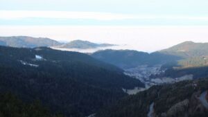 Dieses Bild zeigt eine Webcam-Aufnahme vom Achertal, aufgenommen am Donnerstag, den 05.02.2026 um 08:40 Uhr. Die Temperatur betrug 3.6°C.