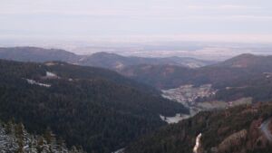 Dieses Bild zeigt eine Webcam-Aufnahme vom Achertal, aufgenommen am Dienstag, den 02.12.2025 um 07:40 Uhr. Die Temperatur betrug 1.9°C.