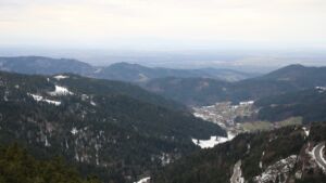 Dieses Bild zeigt eine Webcam-Aufnahme vom Achertal, aufgenommen am Mittwoch, den 14.01.2026 um 10:10 Uhr. Die Temperatur betrug 4.9°C.