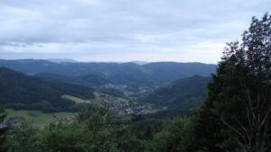 Dieses Bild zeigt eine Webcam-Aufnahme vom Achertal, aufgenommen am Samstag, den 13.06.2026 um 05:30 Uhr. Die Temperatur betrug 14.1°C.