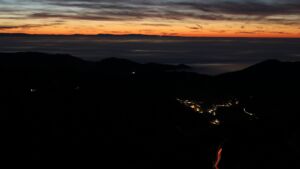 Dieses Bild zeigt eine Webcam-Aufnahme vom Achertal, aufgenommen am Mittwoch, den 25.02.2026 um 19:10 Uhr. Die Temperatur betrug 10.8°C.