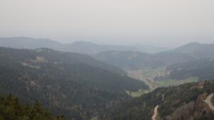 Dieses Bild zeigt eine Webcam-Aufnahme vom Achertal, aufgenommen am Samstag, den 11.04.2026 um 18:10 Uhr. Die Temperatur betrug 13.4°C.