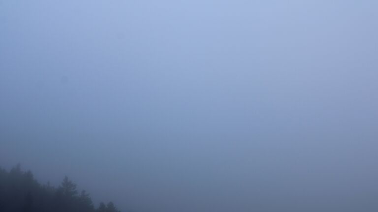 Dieses Bild zeigt eine Webcam-Aufnahme vom Achertal, aufgenommen am Samstag, den 29.11.2025 um 09:10 Uhr. Die Temperatur betrug 4.2°C.