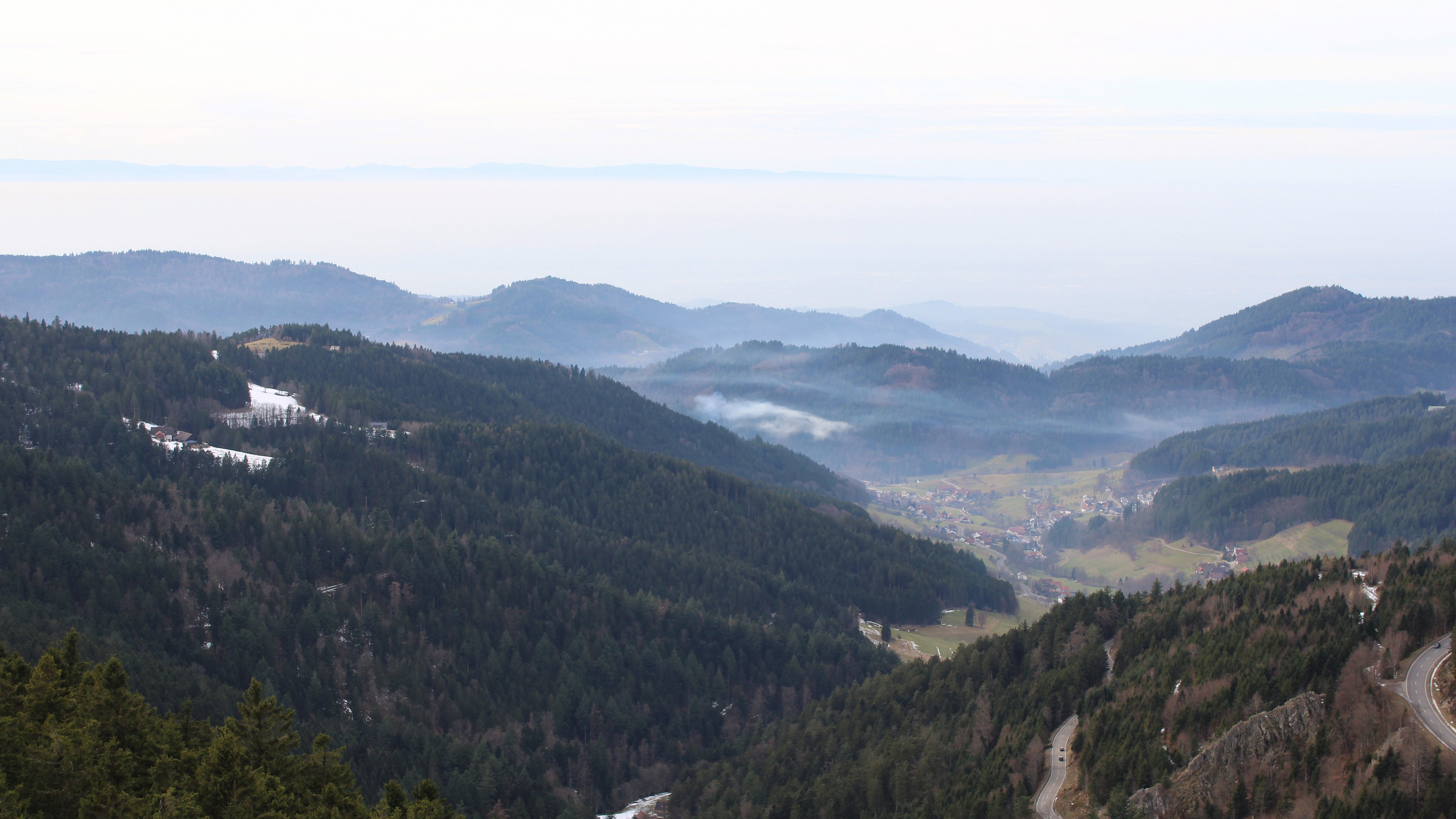 Dieses Bild zeigt eine Webcam-Aufnahme vom Achertal, aufgenommen am Samstag, den 17.01.2026 um 14:00 Uhr. Die Temperatur betrug 7.2°C.