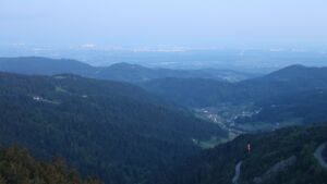 Dieses Bild zeigt eine Webcam-Aufnahme vom Achertal, aufgenommen am Samstag, den 09.05.2026 um 05:20 Uhr. Die Temperatur betrug 9.4°C.