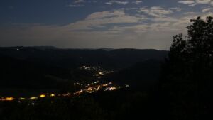 Dieses Bild zeigt eine Webcam-Aufnahme vom Achertal, aufgenommen am Montag, den 28.09.2026 um 06:20 Uhr. Die Temperatur betrug 20°C.