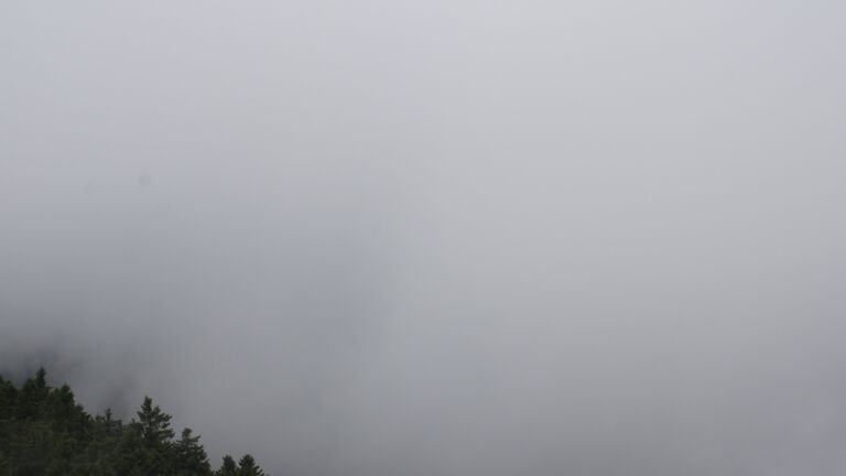 Dieses Bild zeigt eine Webcam-Aufnahme vom Achertal, aufgenommen am Donnerstag, den 31.07.2025 um 11:20 Uhr. Die Temperatur betrug 12.2°C.