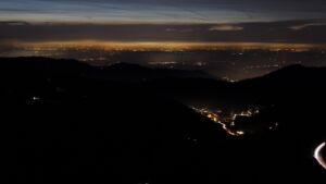 Dieses Bild zeigt eine Webcam-Aufnahme vom Achertal, aufgenommen am Samstag, den 17.01.2026 um 18:20 Uhr. Die Temperatur betrug 5.2°C.