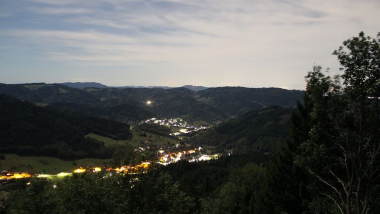 Dieses Bild zeigt eine Webcam-Aufnahme vom Achertal, aufgenommen am Mittwoch, den 02.09.2026 um 05:00 Uhr. Die Temperatur betrug 16.6°C.
