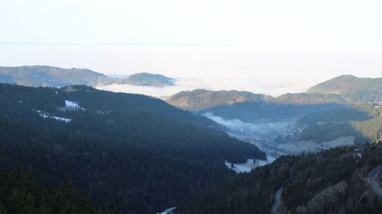 Dieses Bild zeigt eine Webcam-Aufnahme vom Achertal, aufgenommen am Dienstag, den 20.01.2026 um 09:10 Uhr. Die Temperatur betrug 9.7°C.