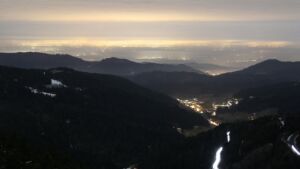 Dieses Bild zeigt eine Webcam-Aufnahme vom Achertal, aufgenommen am Samstag, den 31.01.2026 um 18:50 Uhr. Die Temperatur betrug 4.2°C.