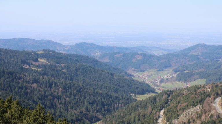 Dieses Bild zeigt eine Webcam-Aufnahme vom Achertal, aufgenommen am Mittwoch, den 18.03.2026 um 11:20 Uhr. Die Temperatur betrug 3°C.