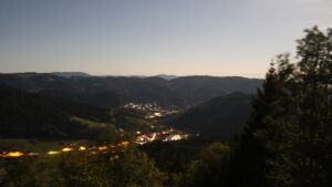 Dieses Bild zeigt eine Webcam-Aufnahme vom Achertal, aufgenommen am Sonntag, den 27.09.2026 um 05:40 Uhr. Die Temperatur betrug 20°C.
