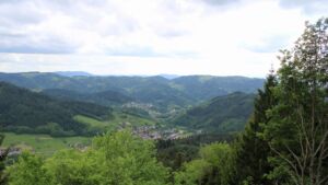 Dieses Bild zeigt eine Webcam-Aufnahme vom Achertal, aufgenommen am Dienstag, den 12.05.2026 um 16:30 Uhr. Die Temperatur betrug 6.6°C.