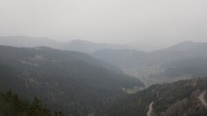 Dieses Bild zeigt eine Webcam-Aufnahme vom Achertal, aufgenommen am Samstag, den 11.04.2026 um 19:00 Uhr. Die Temperatur betrug 11.8°C.