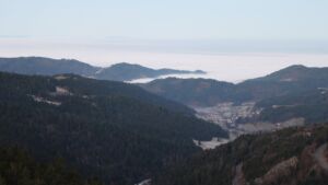 Dieses Bild zeigt eine Webcam-Aufnahme vom Achertal, aufgenommen am Sonntag, den 28.12.2025 um 08:00 Uhr. Die Temperatur betrug 0.1°C.