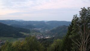 Dieses Bild zeigt eine Webcam-Aufnahme vom Achertal, aufgenommen am Mittwoch, den 30.09.2026 um 07:10 Uhr. Die Temperatur betrug 20.2°C.