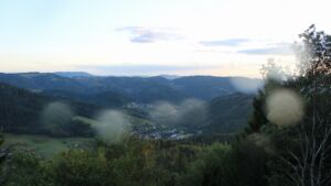 Dieses Bild zeigt eine Webcam-Aufnahme vom Achertal, aufgenommen am Montag, den 31.08.2026 um 19:50 Uhr. Die Temperatur betrug 13.9°C.