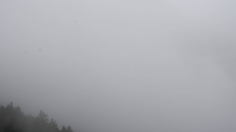 Dieses Bild zeigt eine Webcam-Aufnahme vom Achertal, aufgenommen am Dienstag, den 07.10.2025 um 13:20 Uhr. Die Temperatur betrug 12°C.