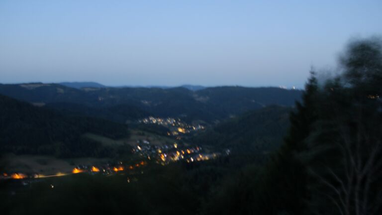 Dieses Bild zeigt eine Webcam-Aufnahme vom Achertal, aufgenommen am Mittwoch, den 12.08.2026 um 05:30 Uhr. Die Temperatur betrug 20.6°C.